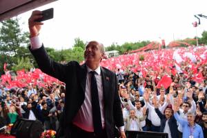 بازگشت اپوزیسیون ترکیه به دیاربکر