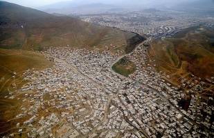 چند درصد از جغرافیای استان کردستان تحت مطالعات ژئوفیزیک هوایی قرار دارد؟