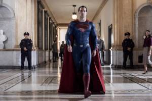 جدال «بتمن مقابل سوپرمن» به بیش از 800 میلیون دلار رسید! 