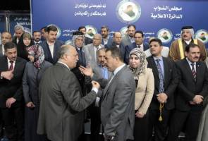 پارلمان عراق صحنۀ تنش بین گروه های مختلف