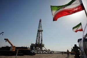 از  بلاد چنگیز تا سرزمین اسکندر  در صف نفت ایران
