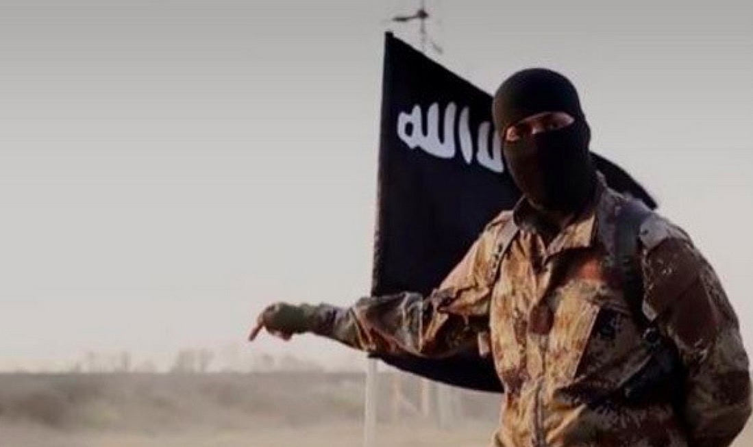 داعش  در حال رسیدن به فرودگاه نظامی 