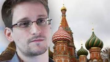 تمدید اقامت اسنودن در روسیه