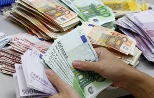 هزار یورو برای یک بار در سال به کشور‌های دور۵۰۰ یورو برای  کشور‌های نزدیک