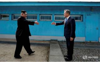 جهان چشم انتظار صلح دو کره