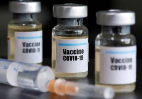 واکسن فایزر در بازار سیاه به قیمت ۱۰ میلیون تومان فروخته می‌شود!